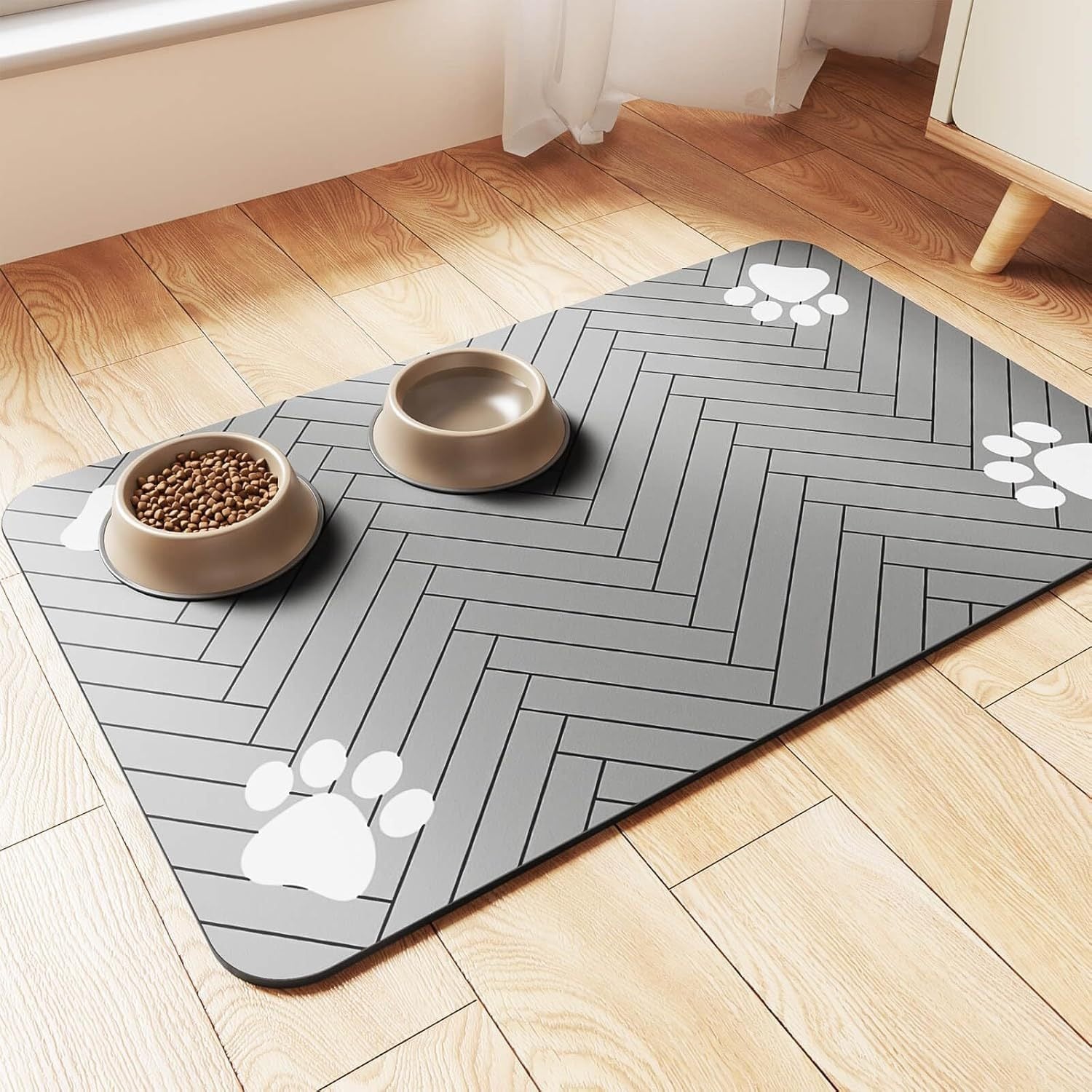 Diatomite Pet Food Mat – Quick-Dry, Anti-Splash, Water-Absorbing